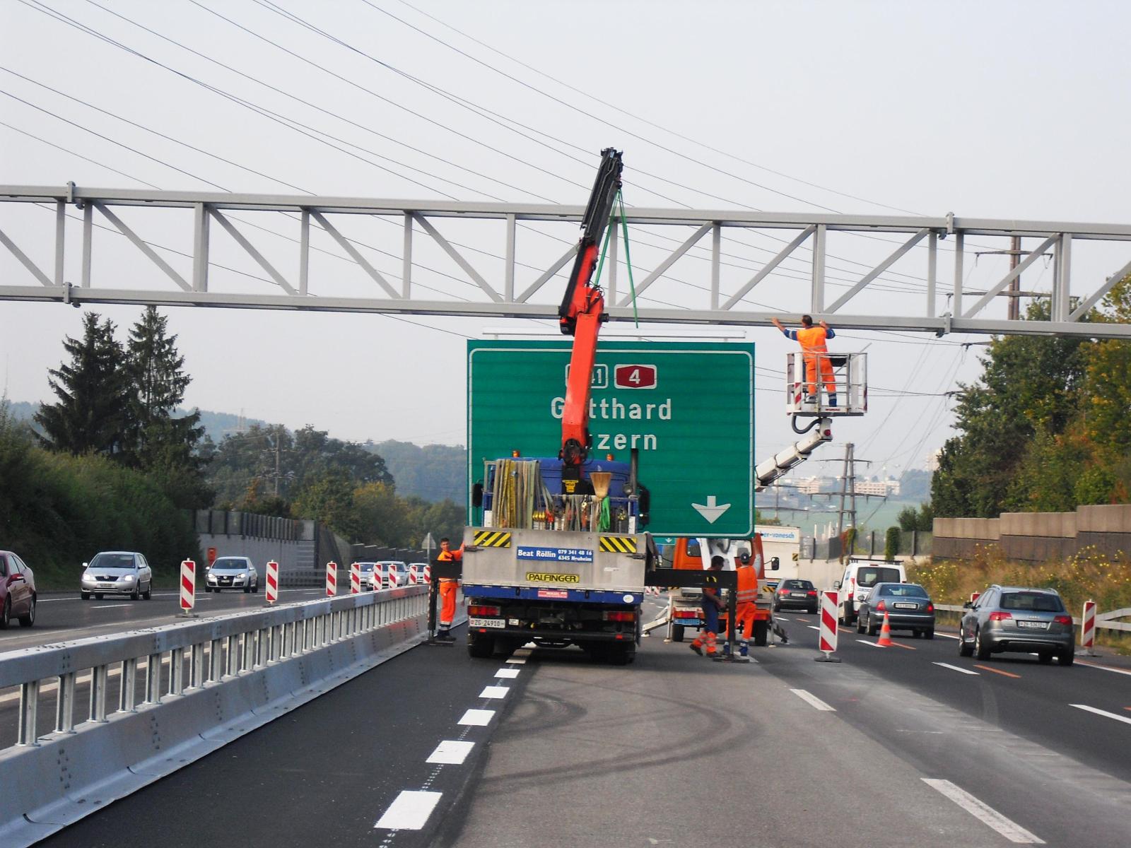 Verkehrsschild Montage Kernbohrung